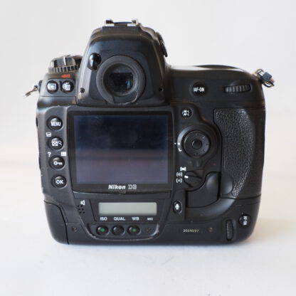 Nikon D3 body (slechts 8384 clicks) - Afbeelding 4